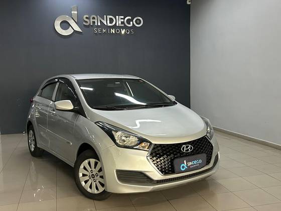 HYUNDAI HB20 1.0 UNIQUE 12V FLEX 4P MANUAL HYUNDAI HB20 1.0 UNIQUE 12V FLEX 4P MANUAL